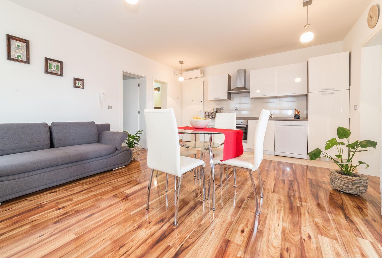 Apartman Dukić Vodice Zewnętrze zdjęcie
